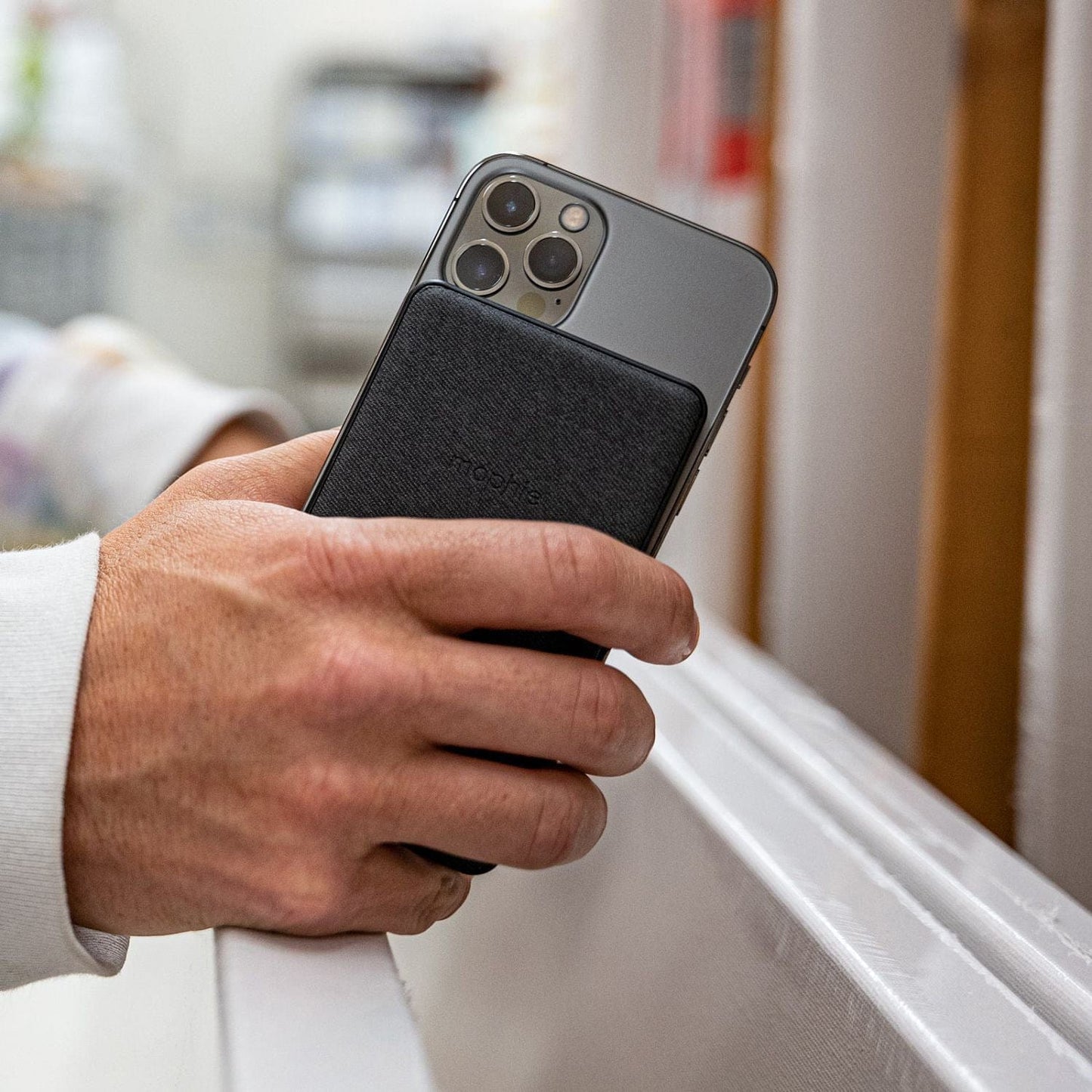 Custom Mophie Snap+ Mini Wireless Power Bank - Corporate Gifts