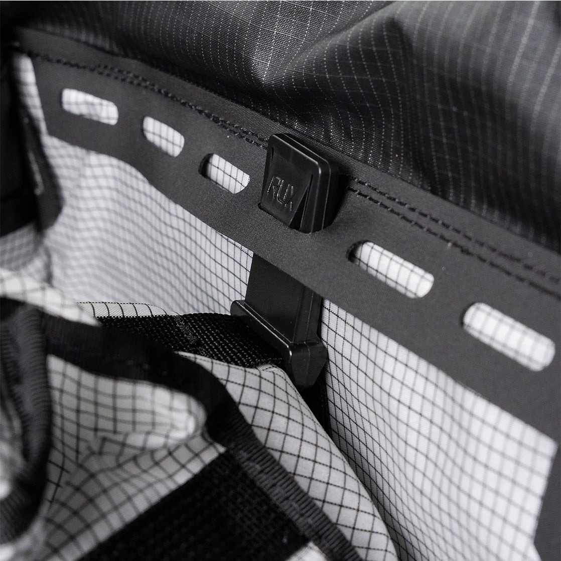 RUX Duffel Box 55L
