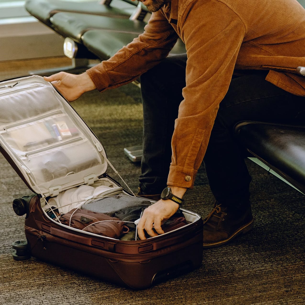 Custom Peak Design Roller Pro Carry-On - Corporate Gifts