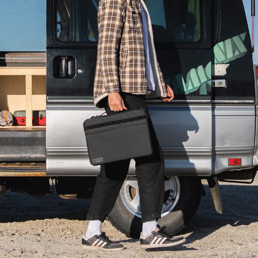 Custom Wandrd Laptop Case 16 in. - Corporate Gifts