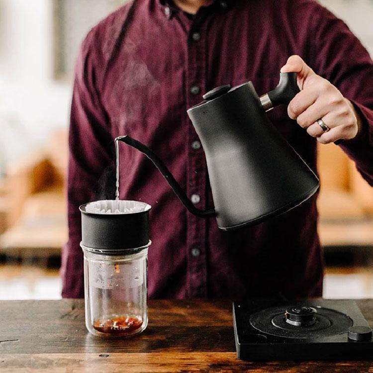 https://www.cloveandtwine.com/cdn/shop/products/custom-fellow-stagg-x-pour-over-set-drinkware-28446986076248_1445x.jpg?v=1628138428